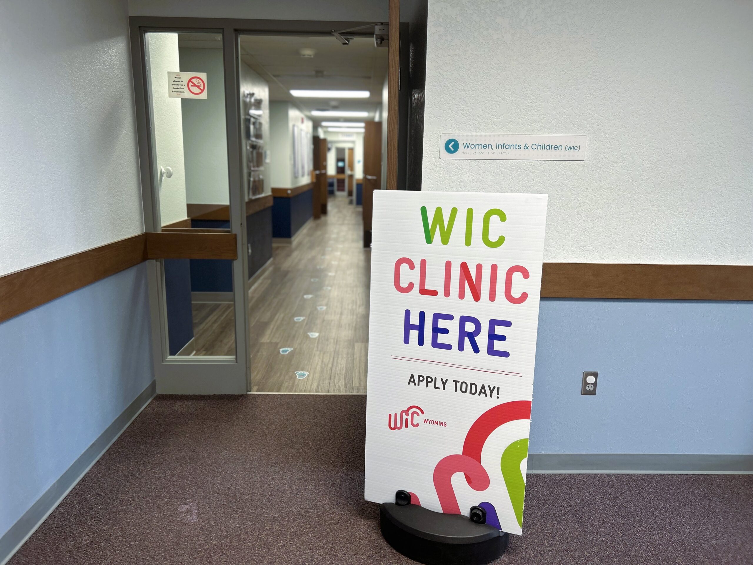 WIC Sign in Entryway to Clinic